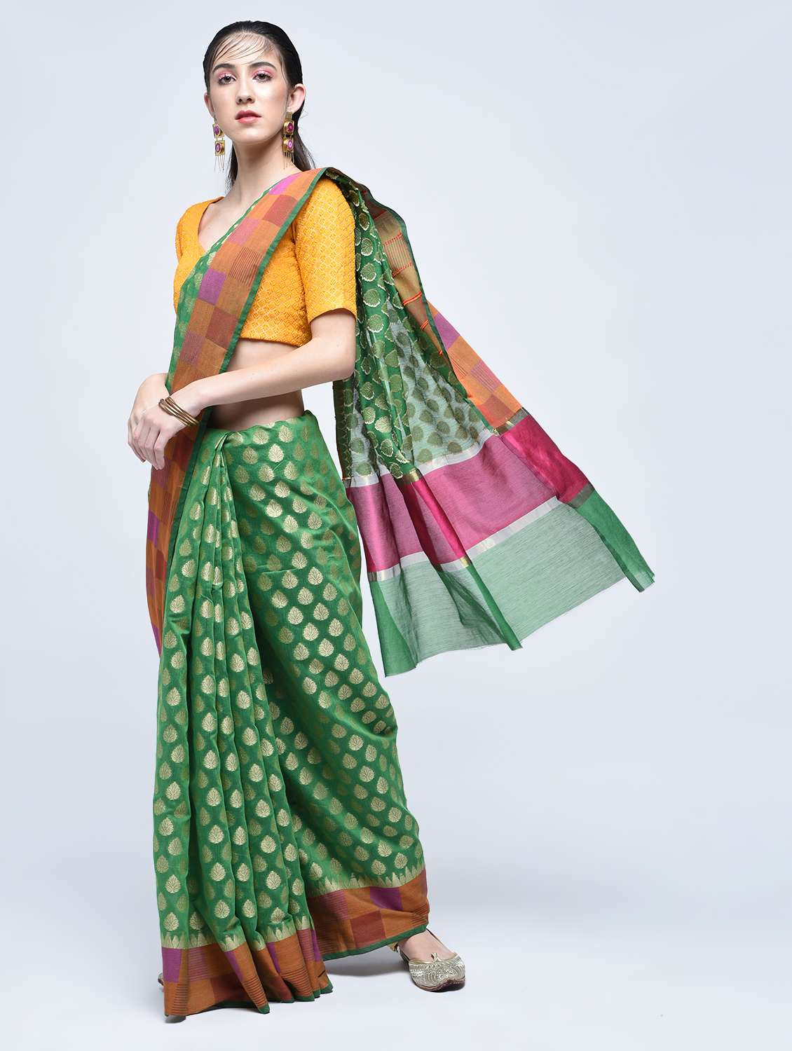 checkered border banarasi saree with blouse
