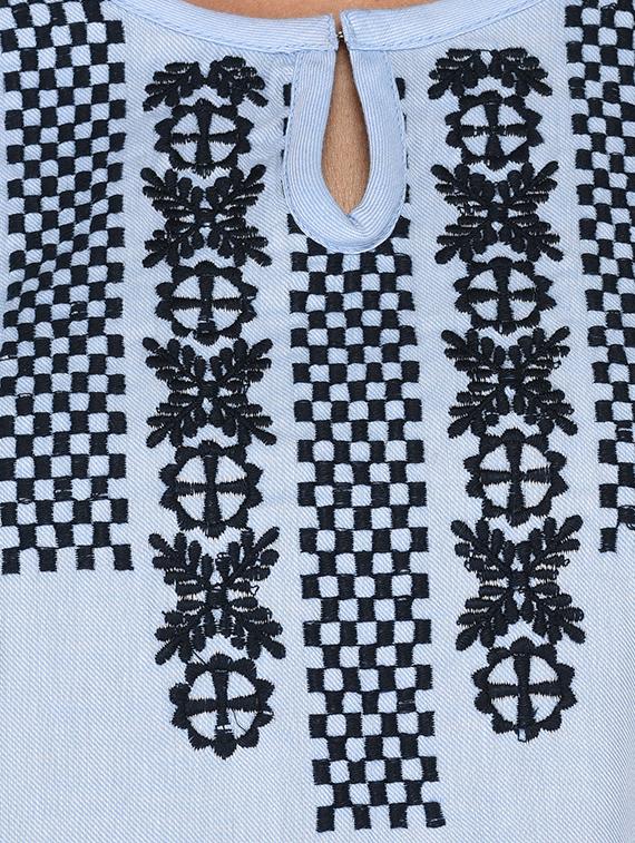 keyhole neck embroidered top - 15623575 - Standard Image - 4