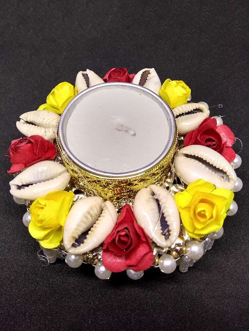 beautiful tea lights