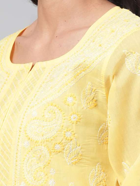 women's straight kurta - 15623877 - Standard Image - 4