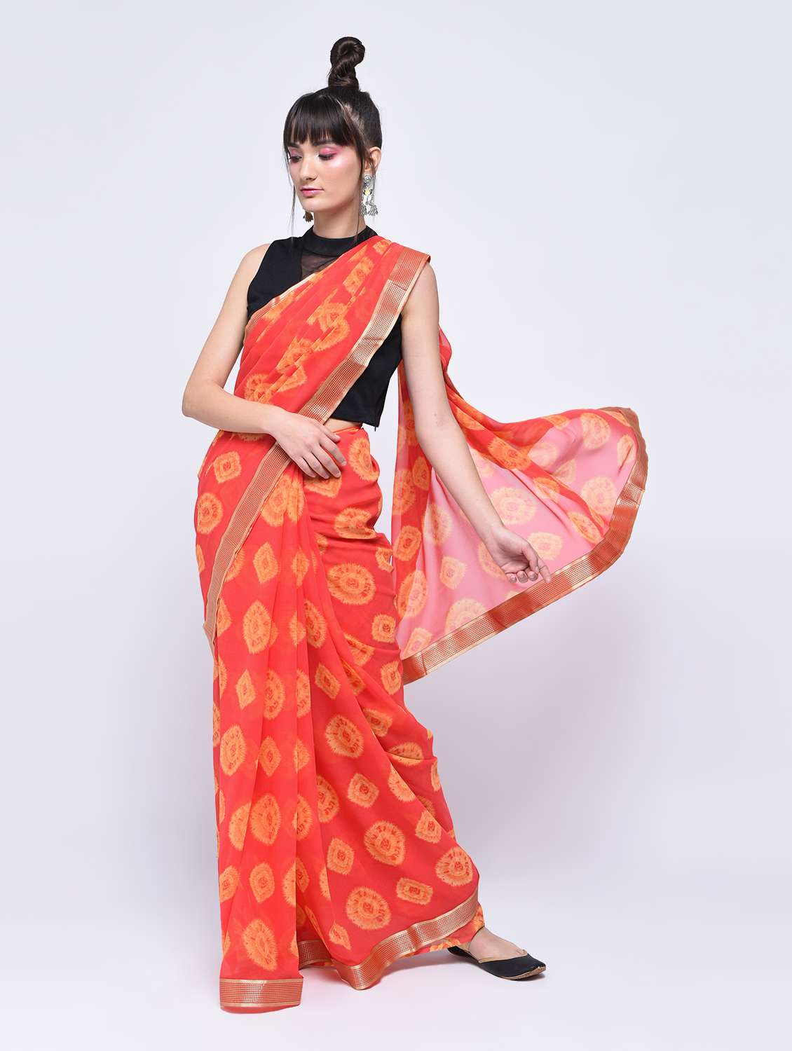 lace border tie & dye saree with blouse