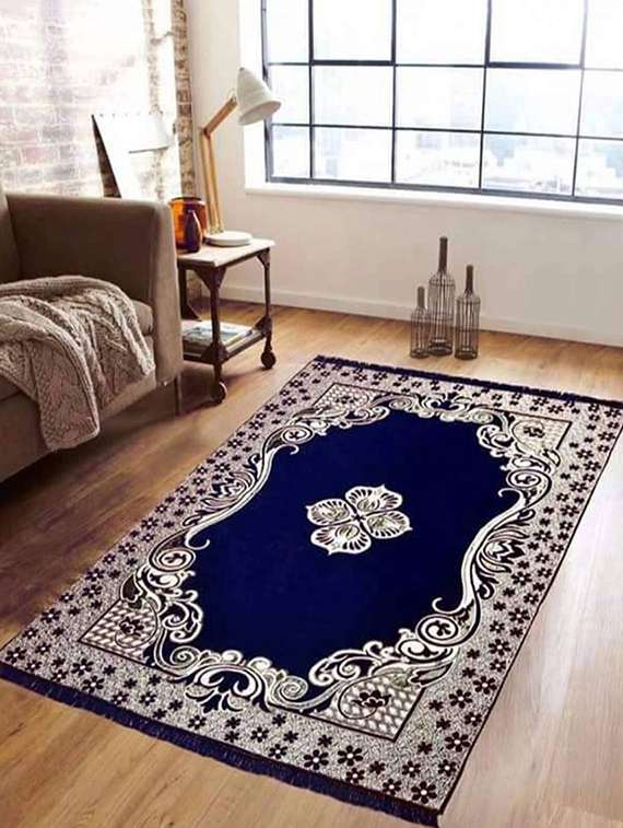 classic chennile carpets by homesense. size:5x7 feets
