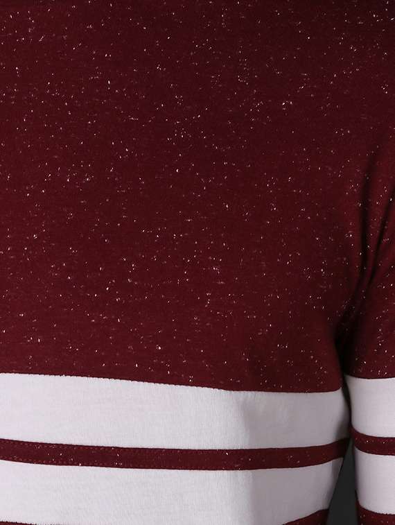 maroon cotton thumb hole t-shirt - 15676142 -  Standard Image - 4