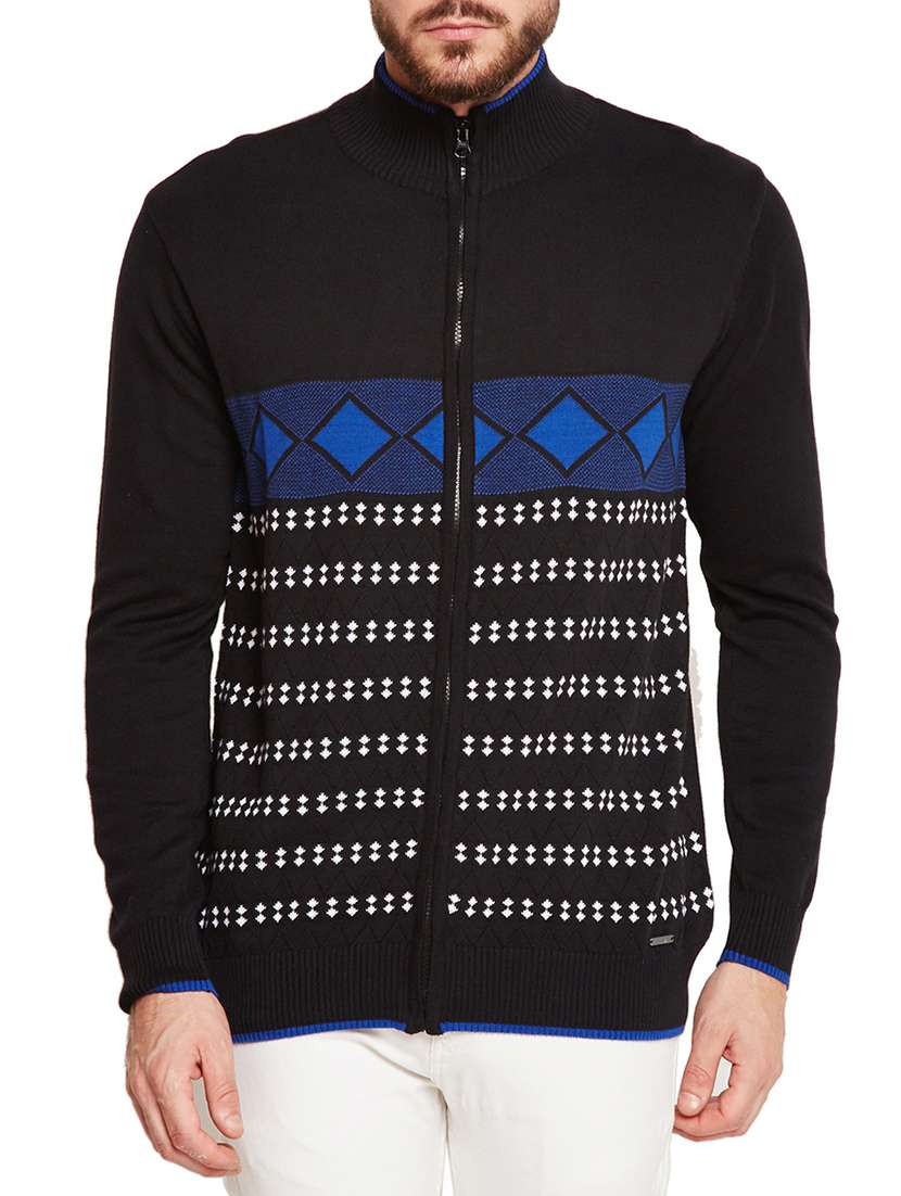 black cotton pullover