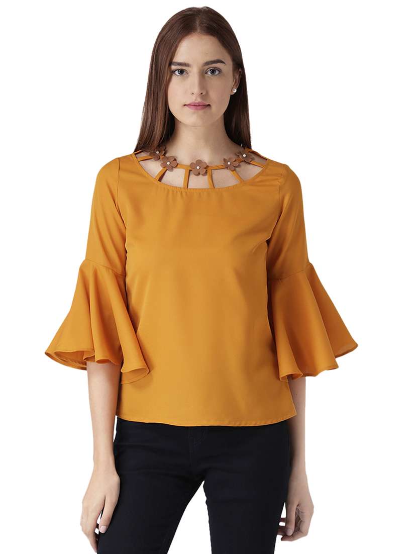 floral patch cut out detail top