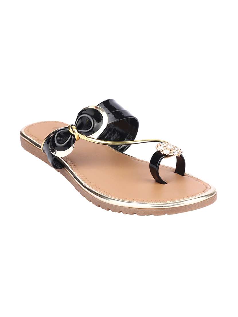 black one toe sandals