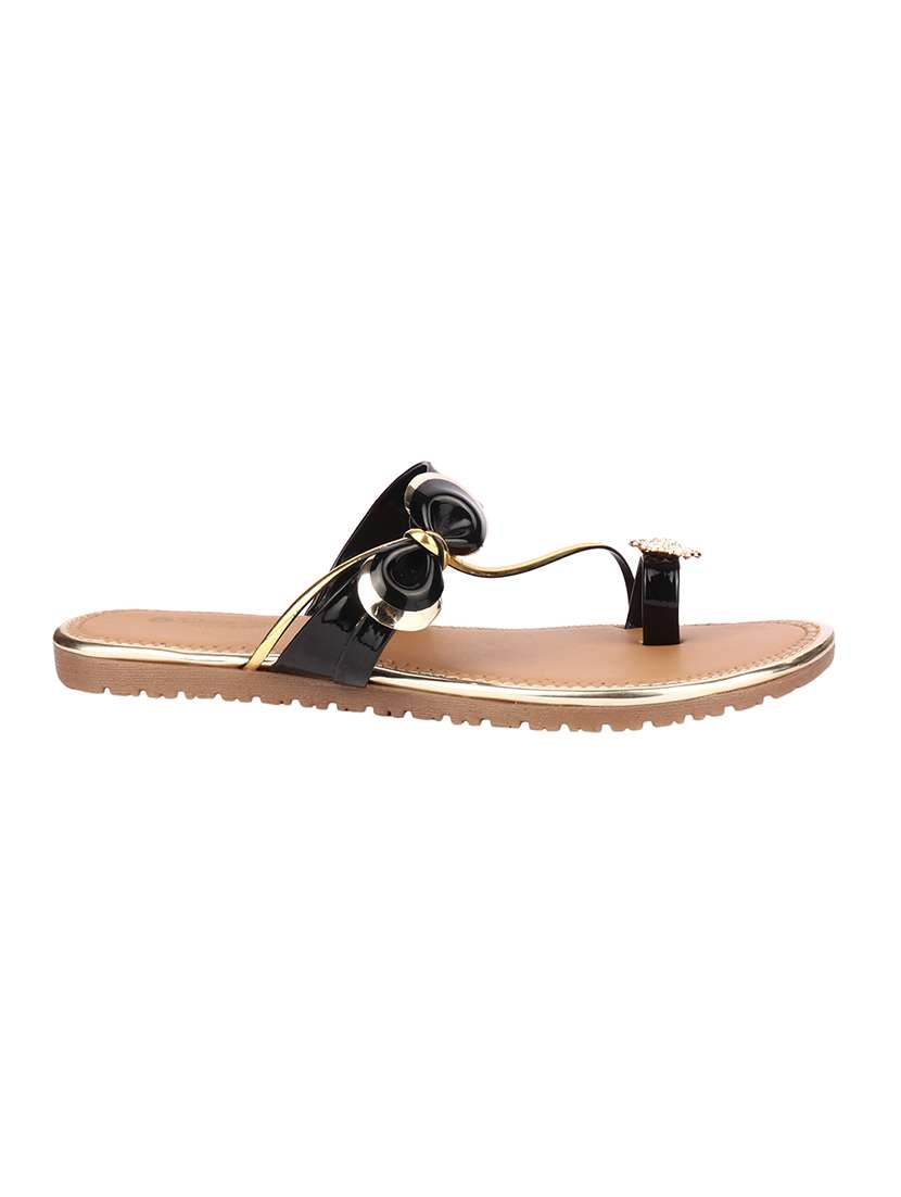 black one toe sandals - 15706504 -  Standard Image - 1