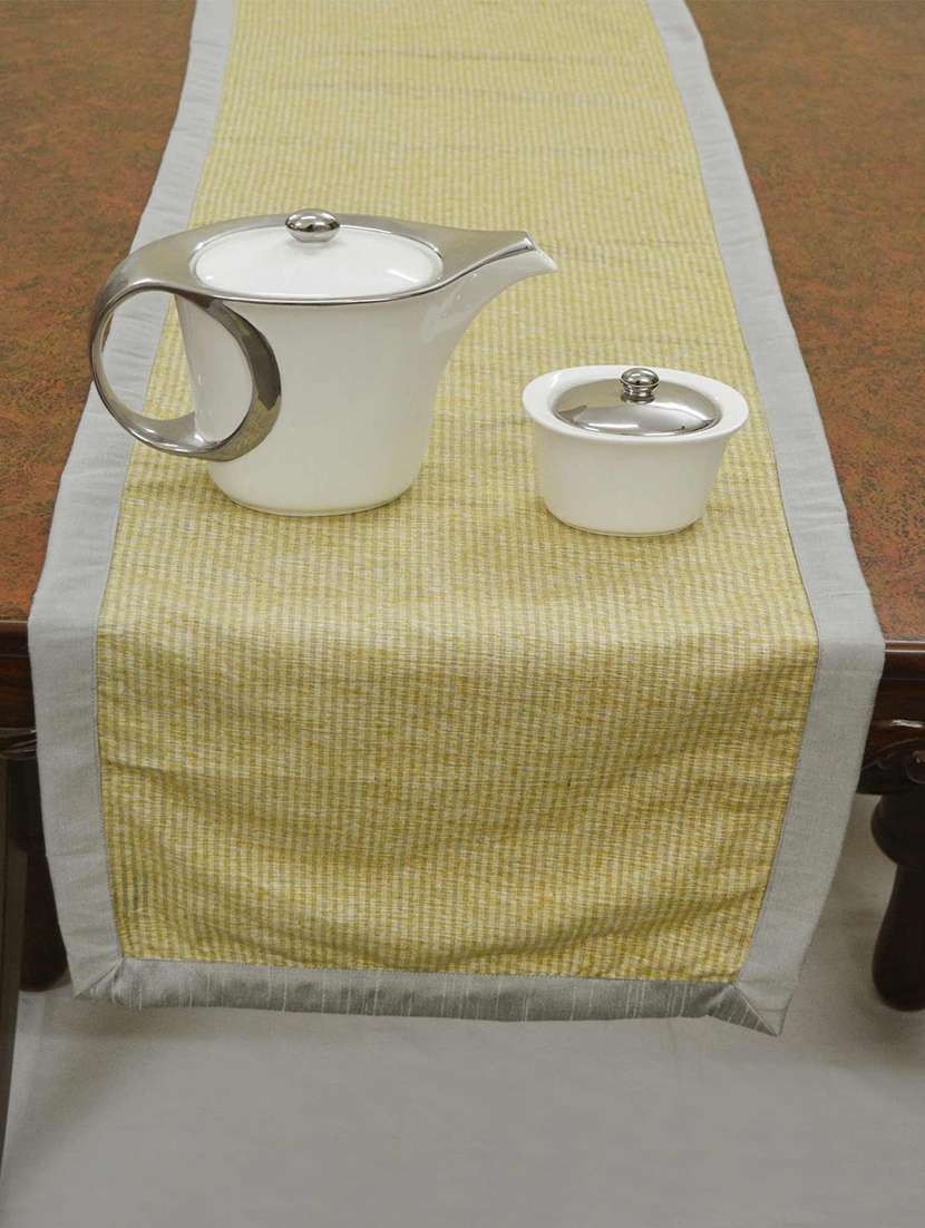 silk table runner - 15713954 - Standard Image - 1