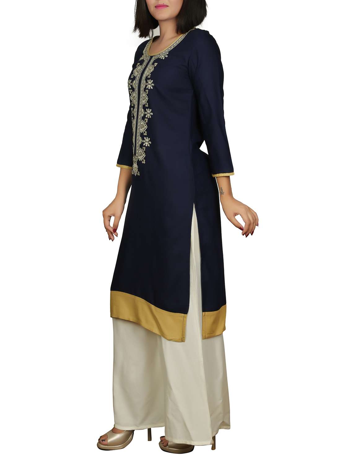 straight embroidered kurta - 15722496 -  Standard Image - 1