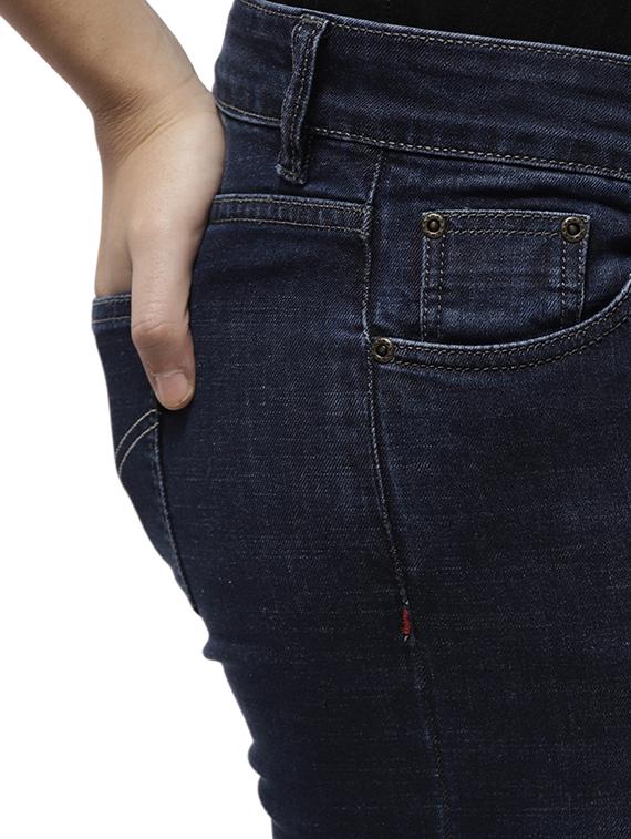 turn-up hem skinny jeans - 15748104 - Standard Image - 4