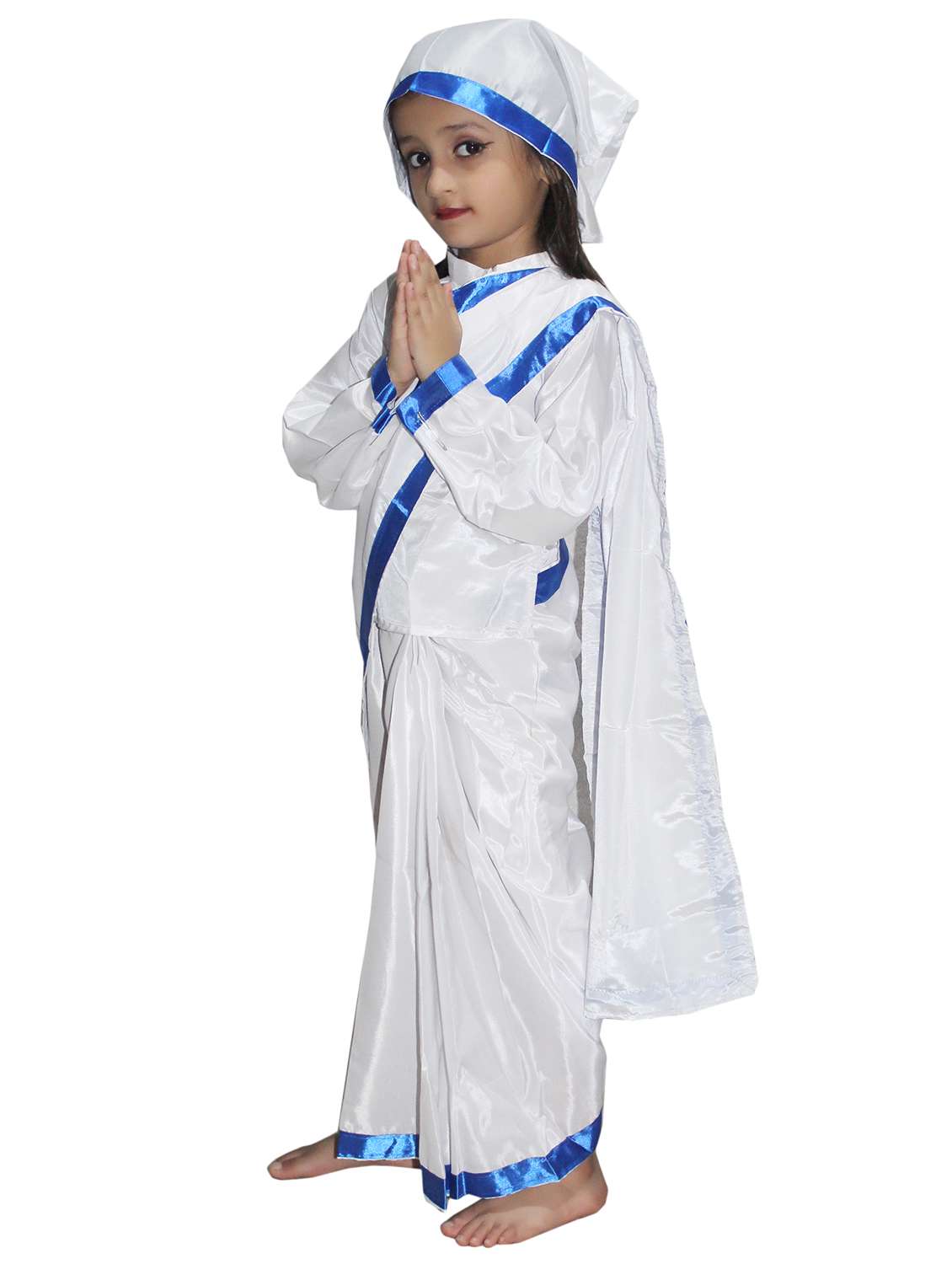 white polyester mother teresa costume - 15758721 -  Standard Image - 1