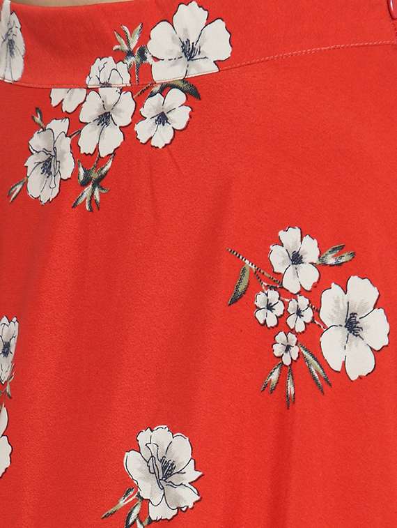 lace crop top and floral skirt set - 15800877 -  Standard Image - 4