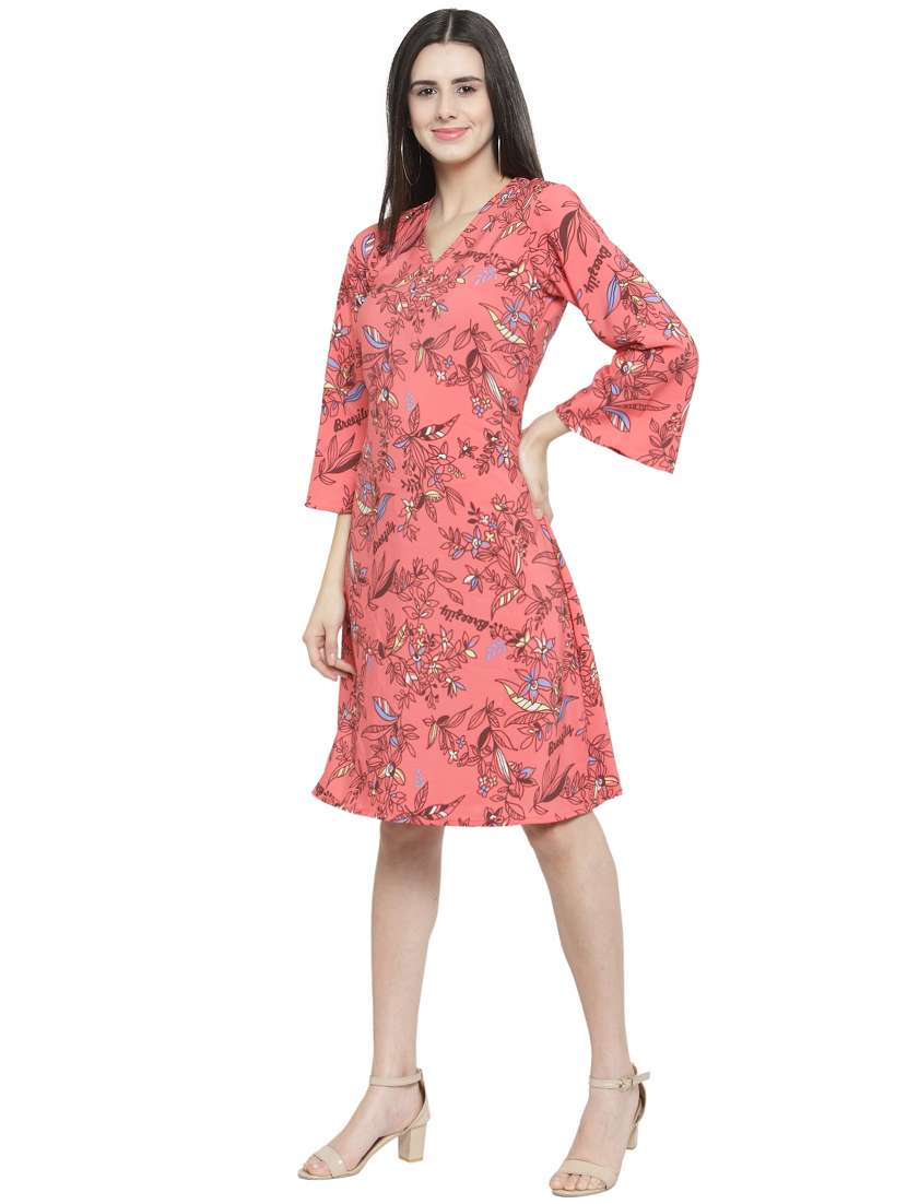 women's  floral dress - 15840770 -  Standard Image - 1