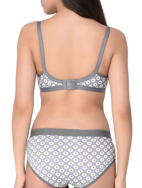 floral bras and panty set - 15845221 -  Standard Image - 1