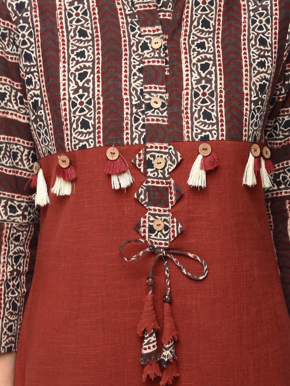 printed straight kurta with tassels - 15858494 - Standard Image - 4