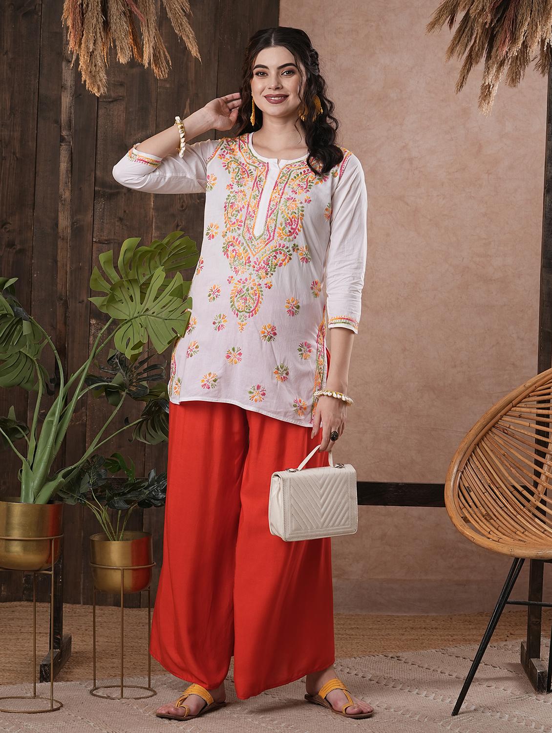 hand-embroidered white chikankari kurti - 15861577 - Standard Image - 4