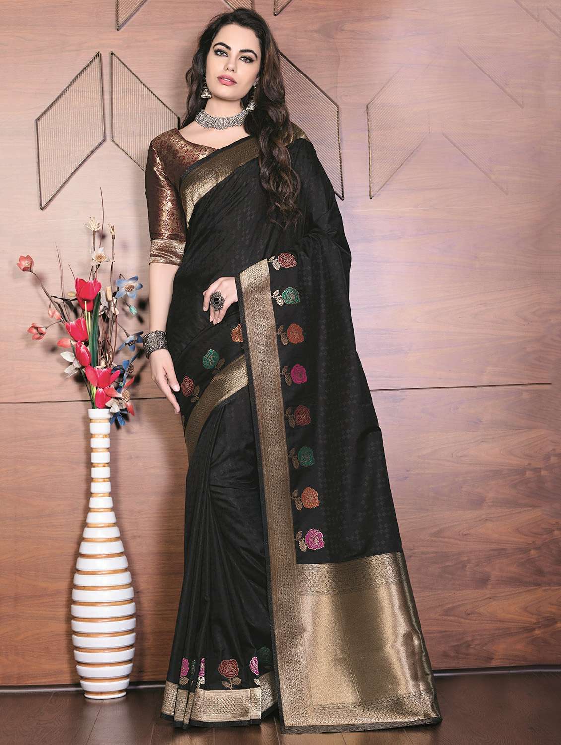 floral zari motif banarasi saree with blouse