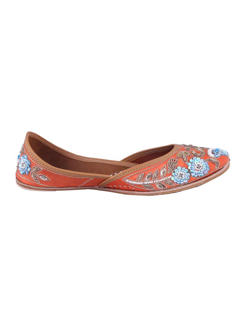 orange slip on jutis - 15897261 - Standard Image - 1
