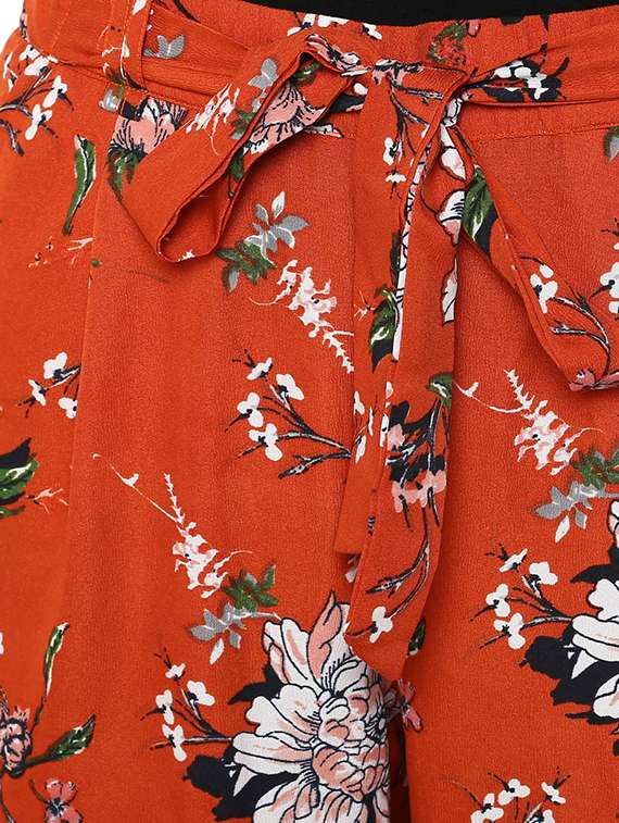 tie up waist floral culotte - 15926581 -  Standard Image - 4