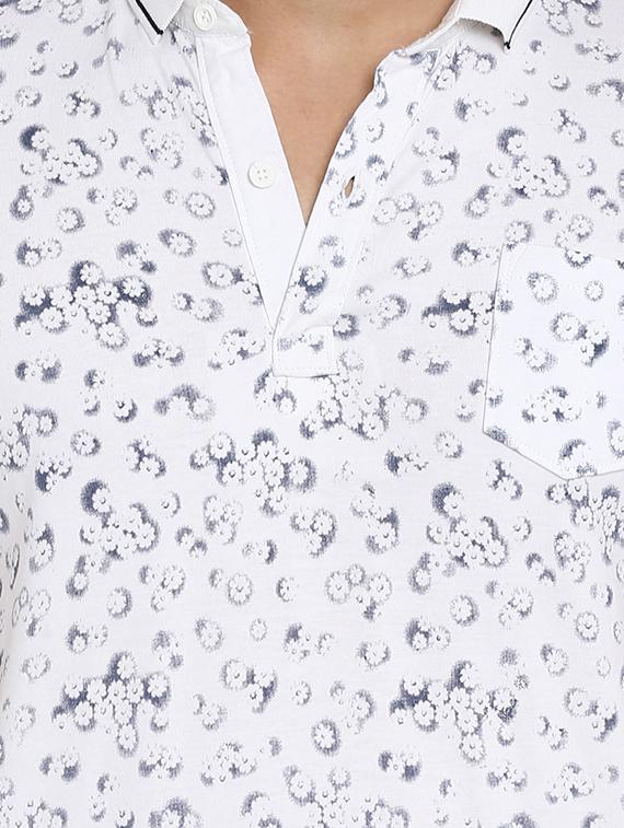 white floral printed t-shirt - 15968606 - Standard Image - 4