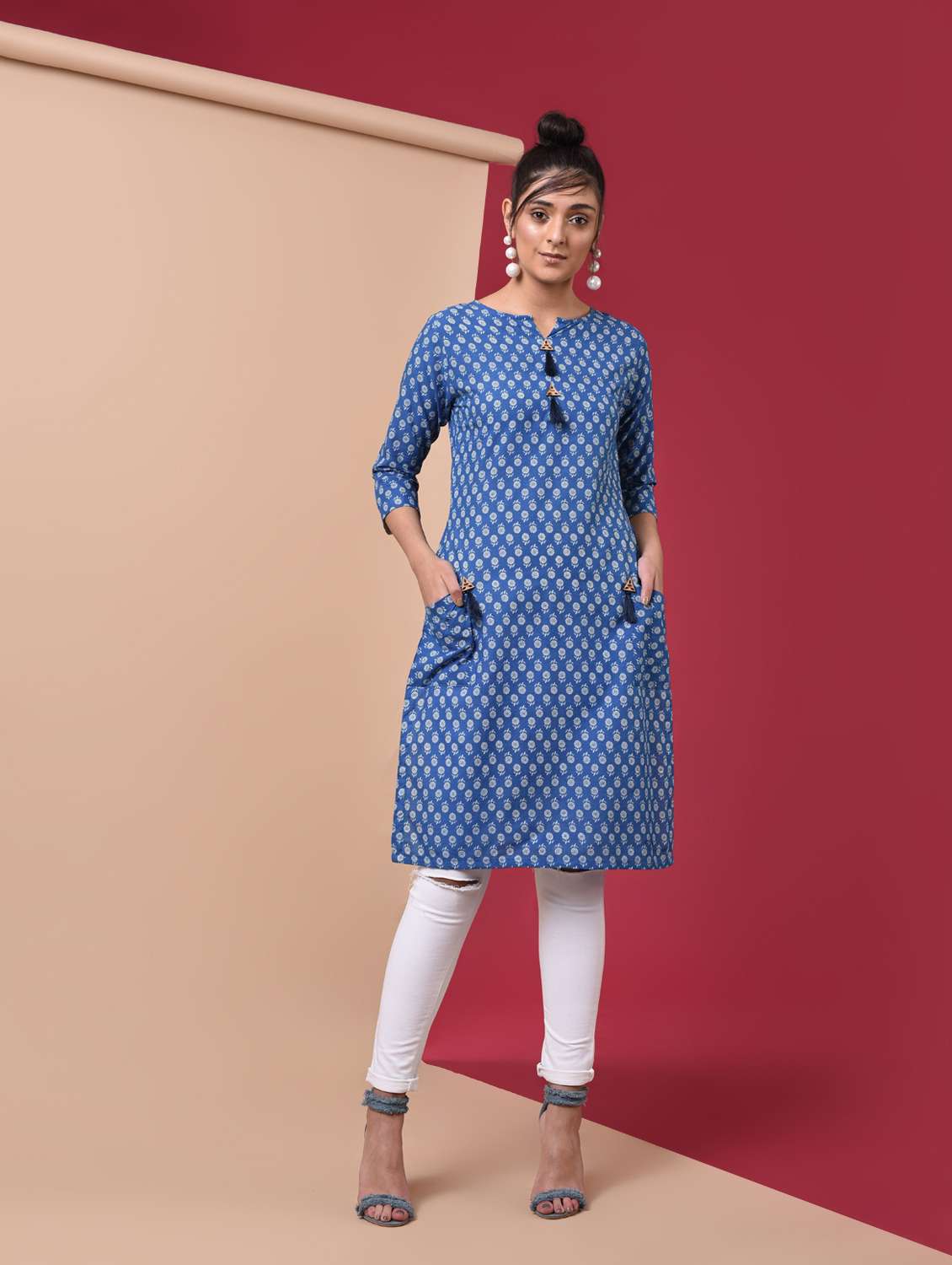 printed straight kurta with tassels