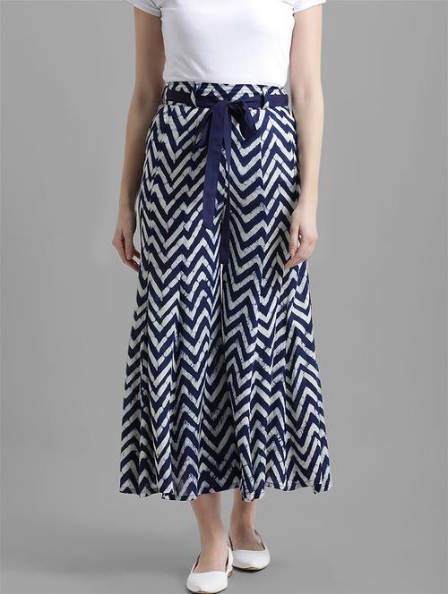 tie up chevron flared palazzo - 15998064 -  Standard Image - 0
