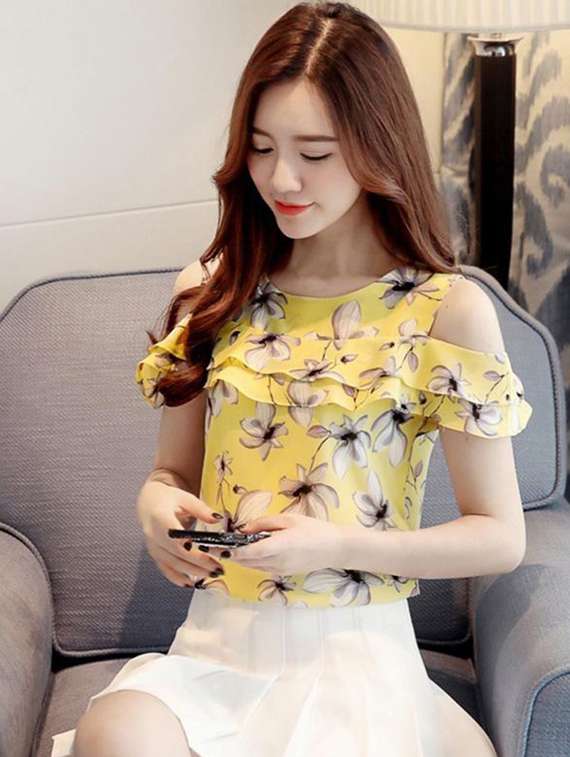 ruffled cold shoulder floral top
