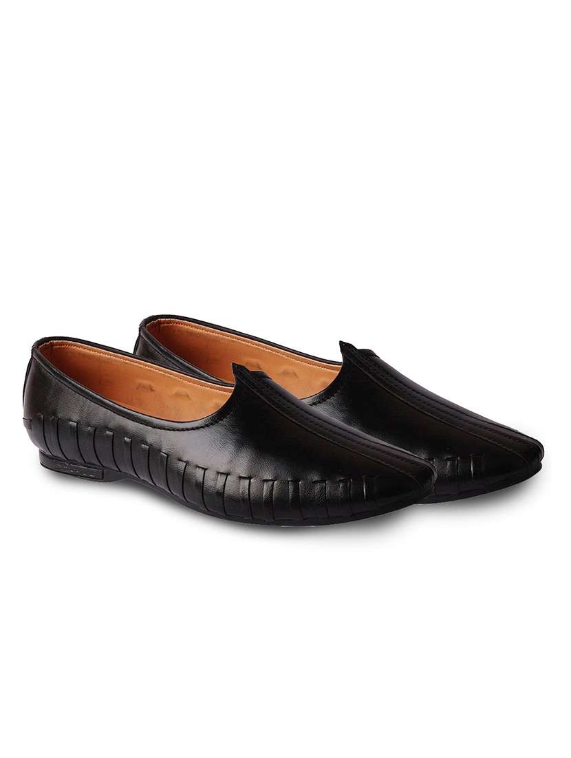 black leatherette slip on jutis