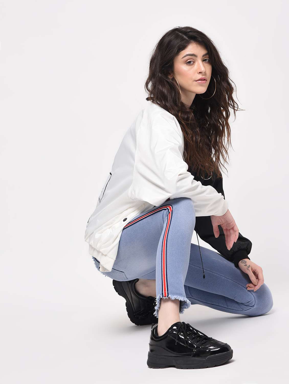 frayed detail side taped jeans