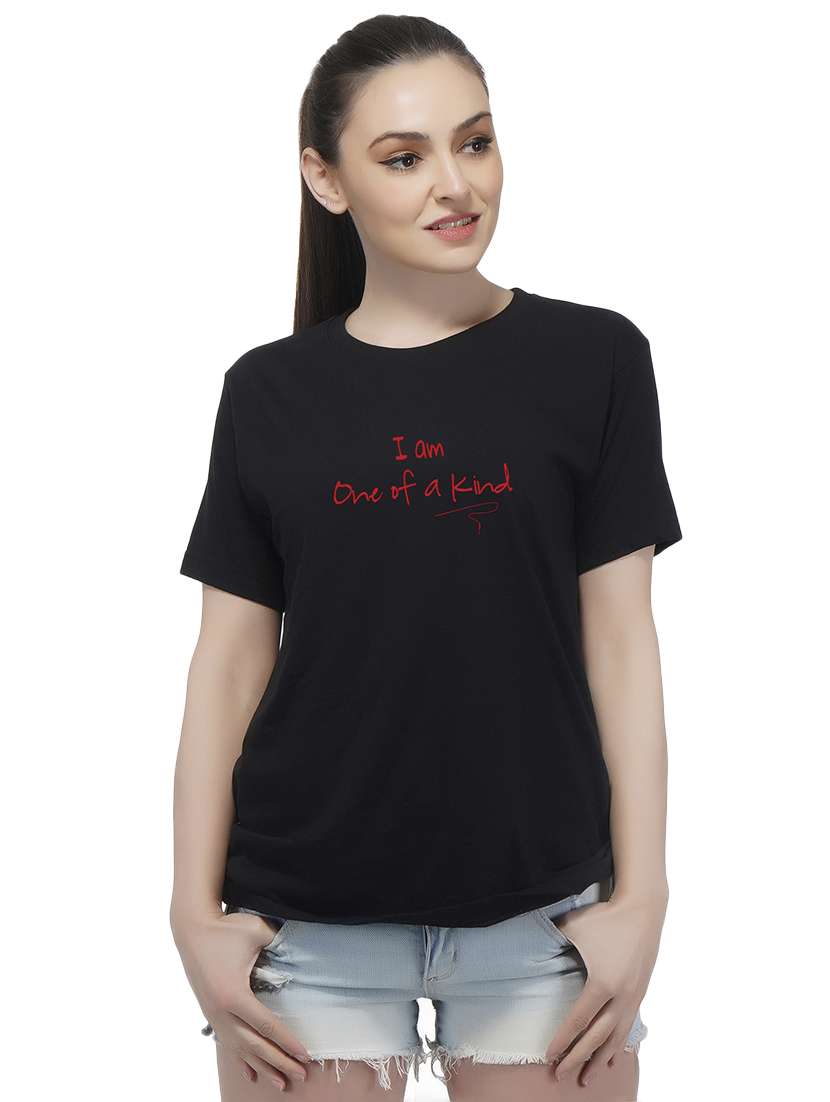 crew neck quirky text tee