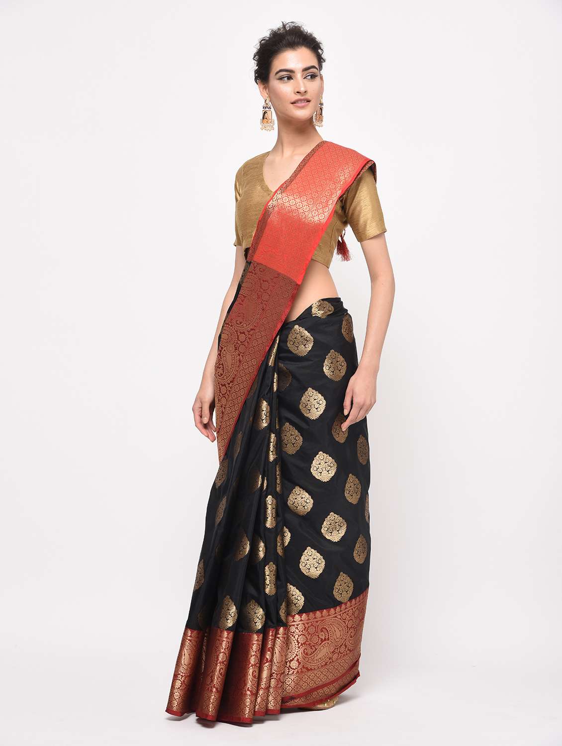 contrast zari border banarasi saree with blouse