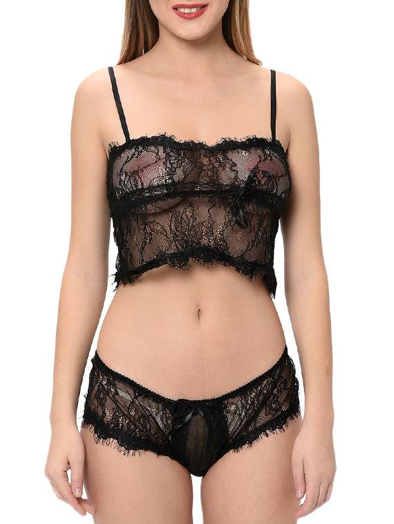laced bra and panty set
