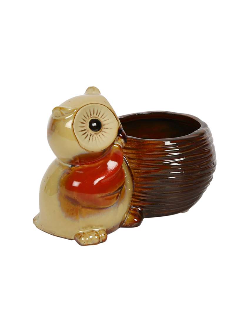 brown owl design ceramic pot - 16179455 -  Standard Image - 1