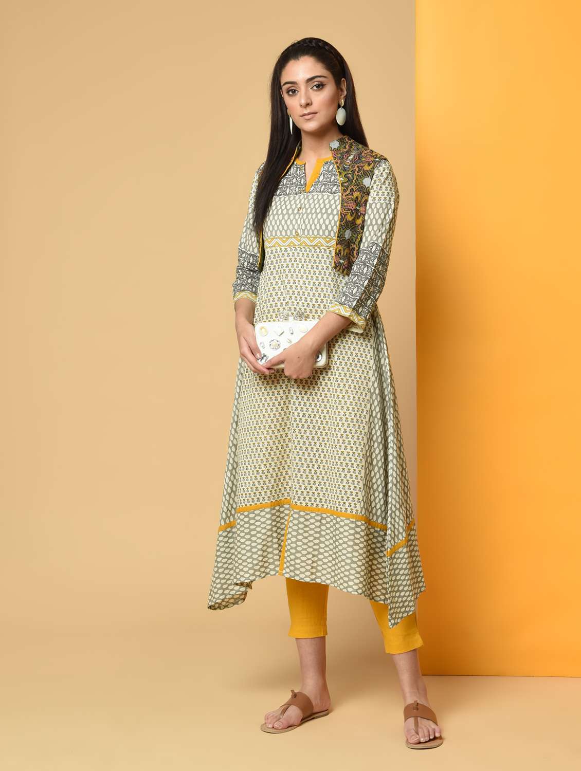 printed asymmetric kurta with jacket 