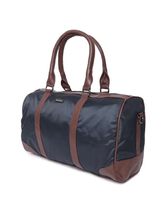 blue canvas dufflebag - 16193293 -  Standard Image - 4