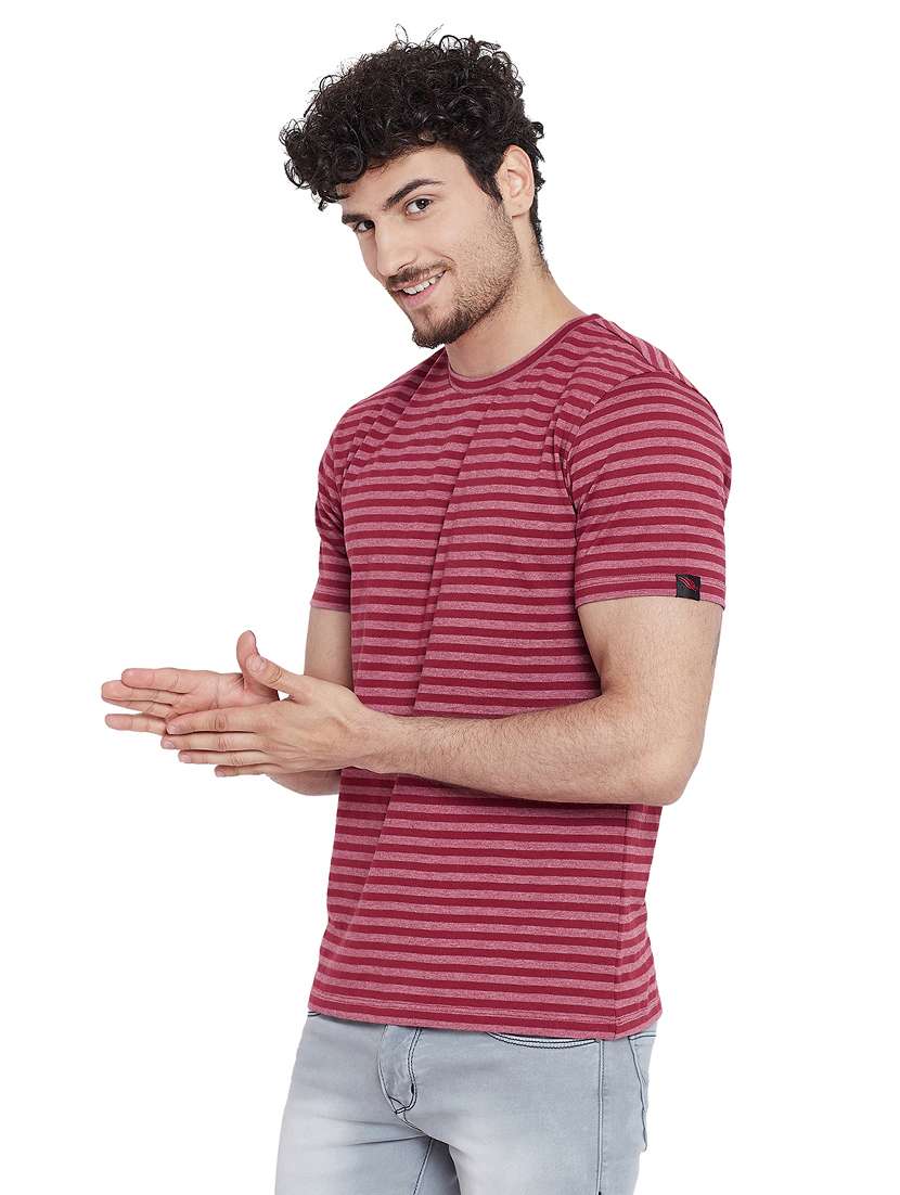 red striped t-shirt - 16218807 -  Standard Image - 1