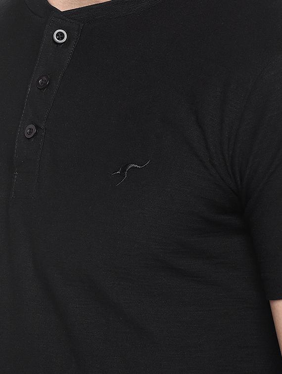 black solid t-shirt - 16220270 - Standard Image - 4