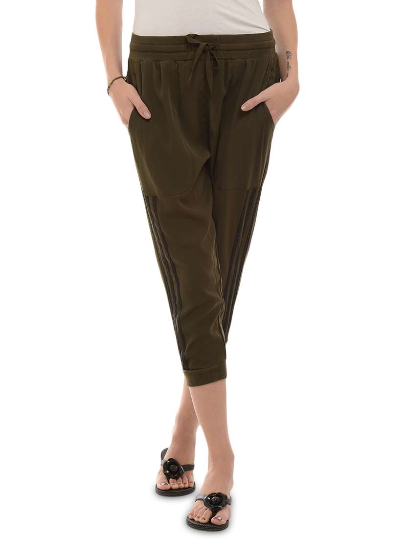 side striped drawstring capri