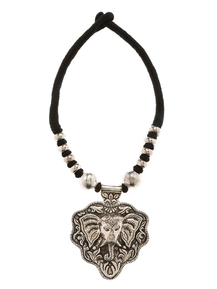  women ethnic daily wear designer necklace