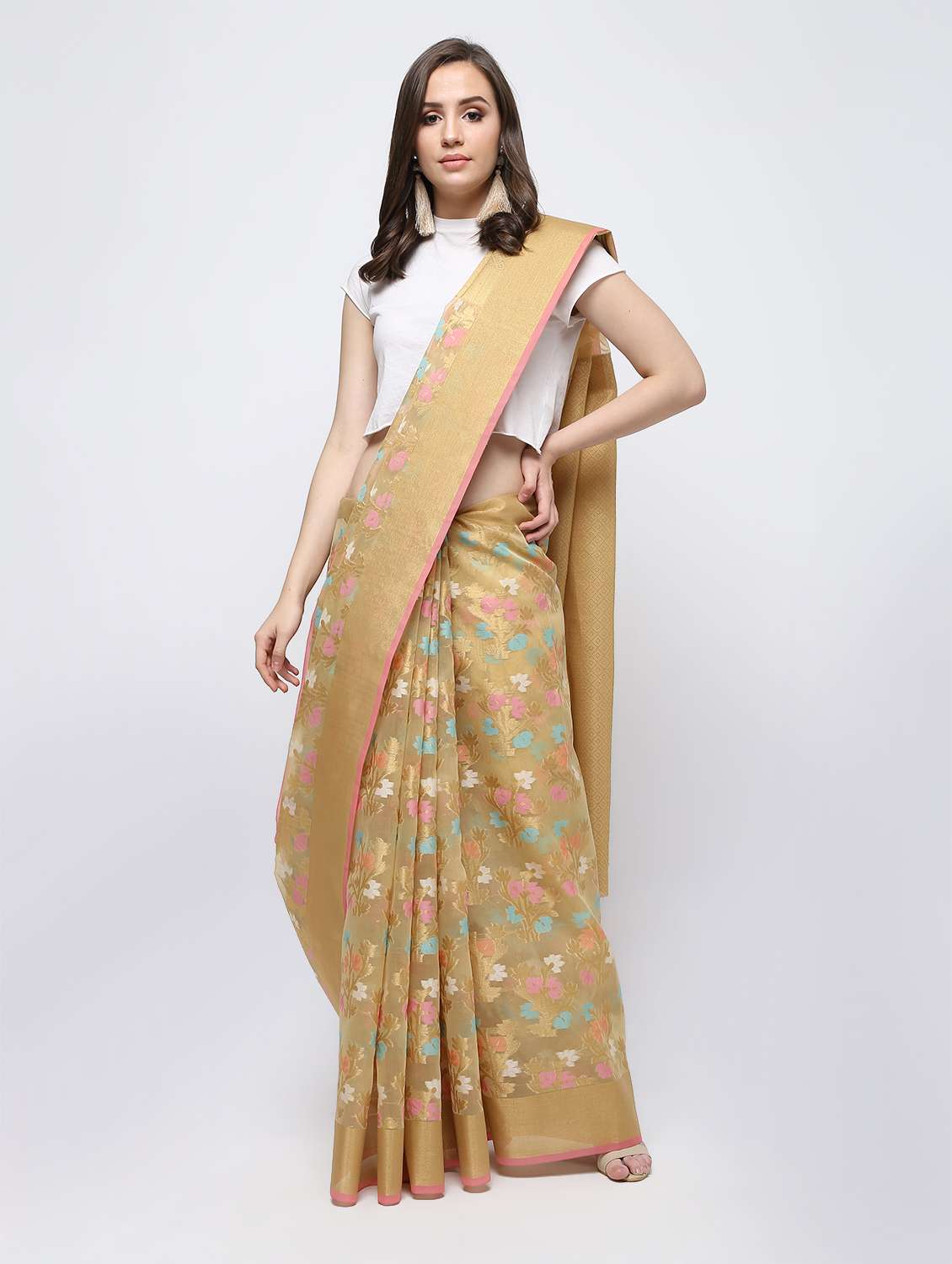 floral handloom saree with blouse