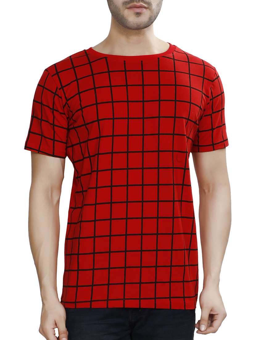 red checkered tshirt