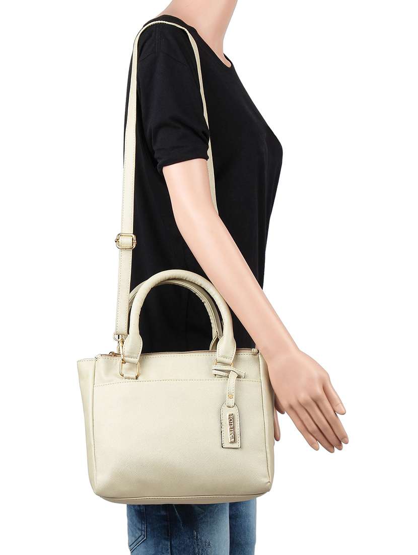 white leatherette (pu) regular handbag - 16271864 - Standard Image - 4