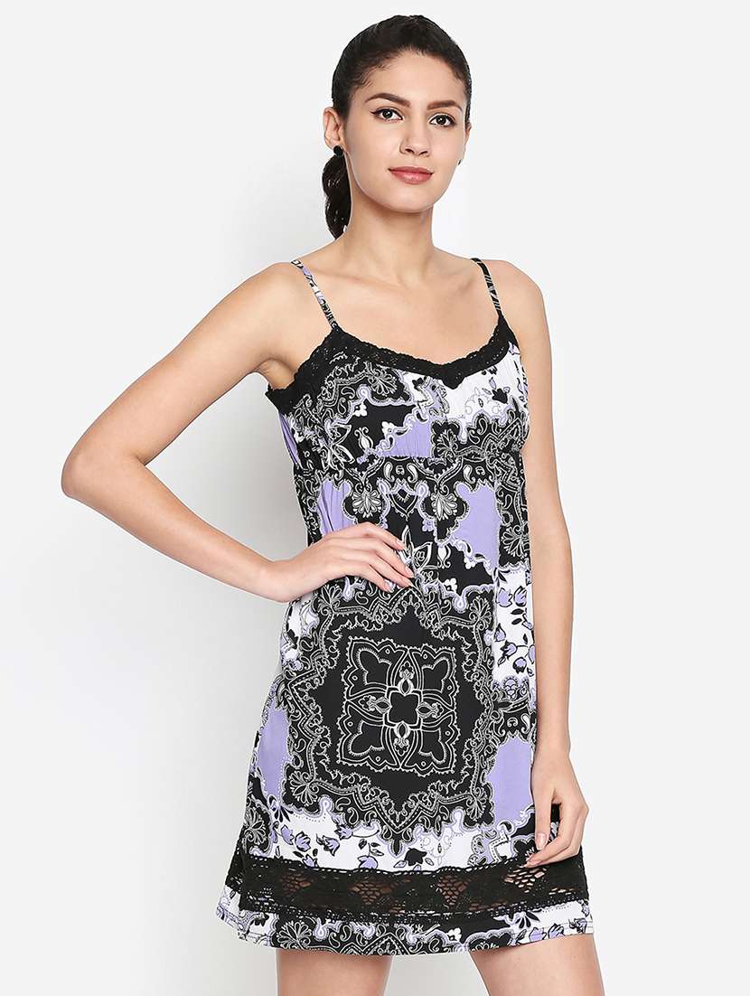 lace insert empire line dress - 16274752 -  Standard Image - 1