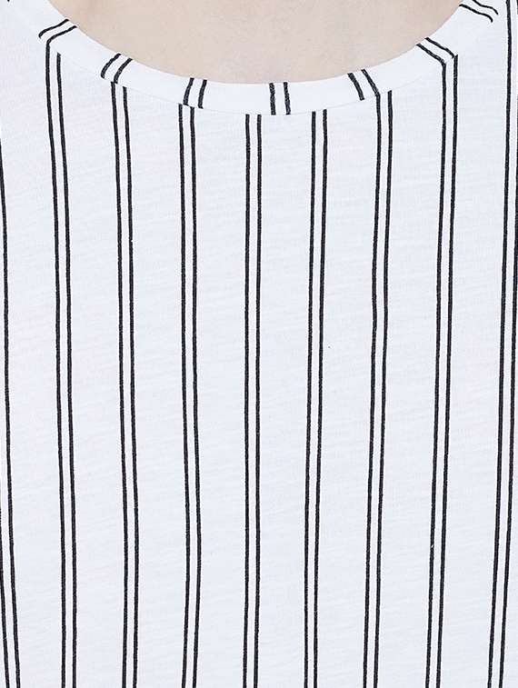 white striped t-shirt - 16275069 - Standard Image - 4