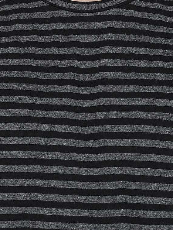 grey striped t-shirt - 16275077 -  Standard Image - 4