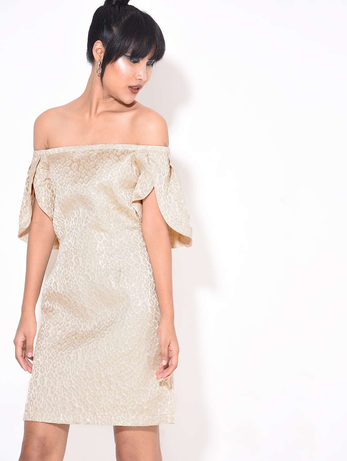 off shoulder sheath dress 