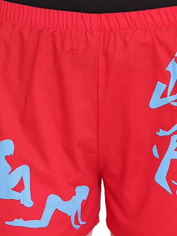 pocket patch graphic print shorts - 16302379 - Standard Image - 4