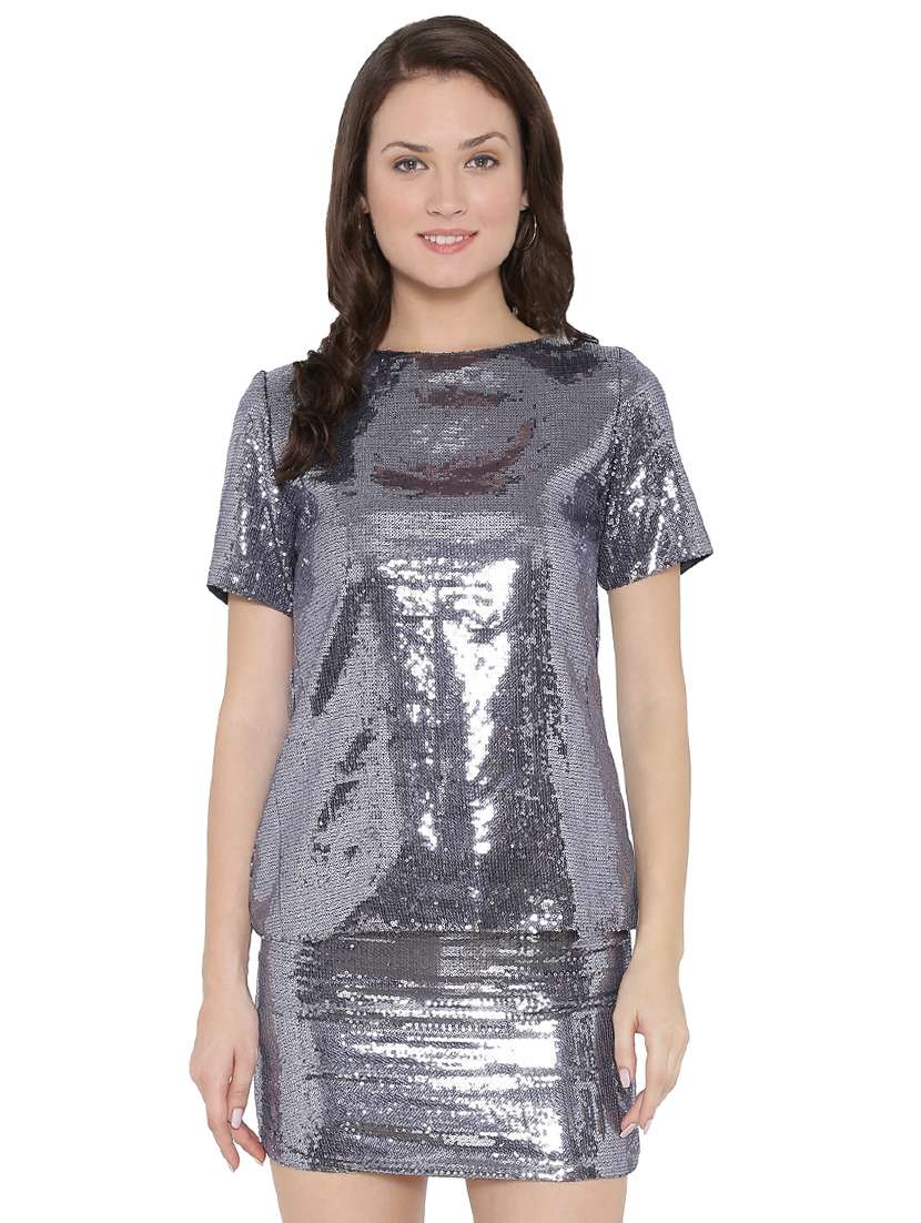 women's straight boat neck top