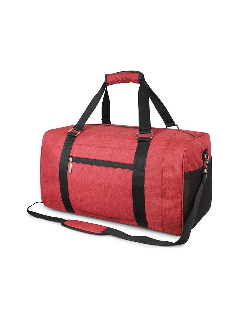 red polyester dufflebag - 16335441 -  Standard Image - 1