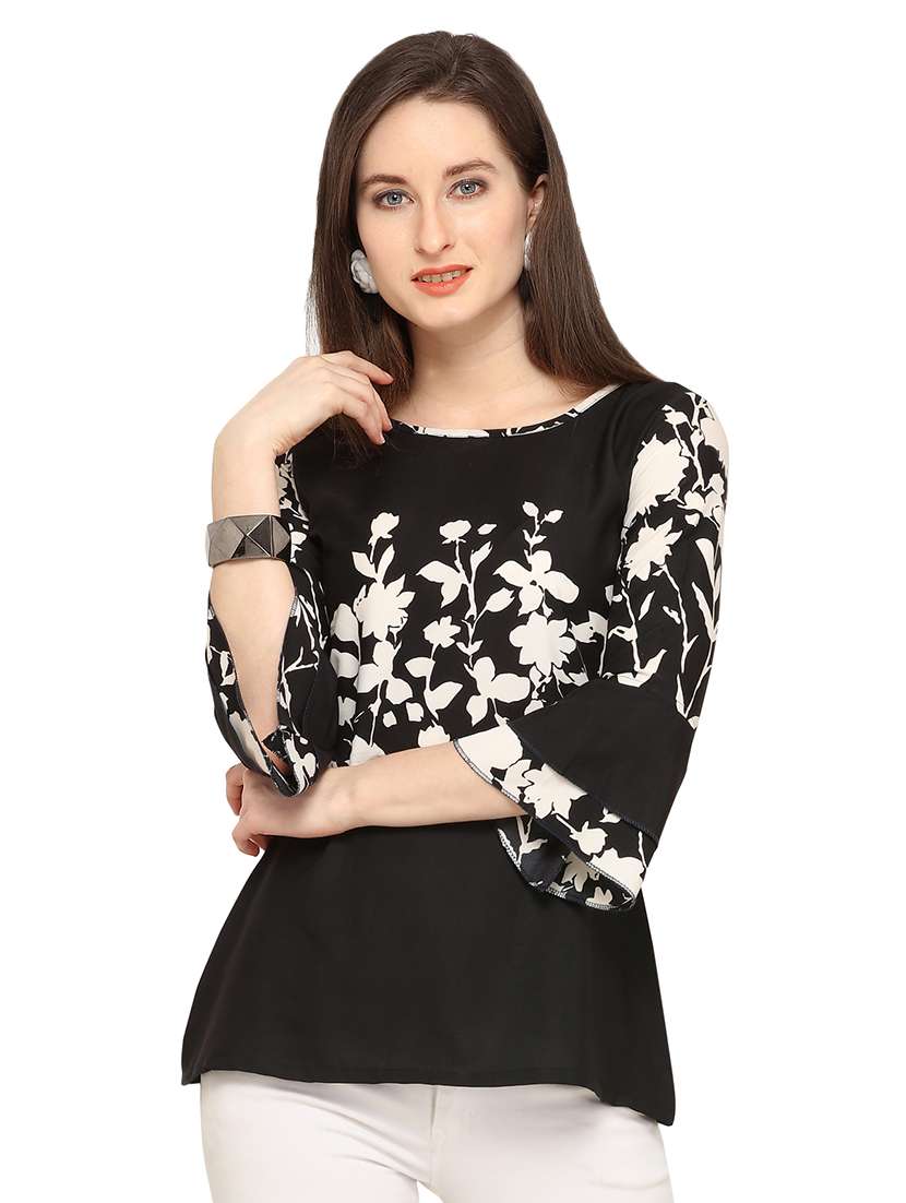 flute sleeved floral top